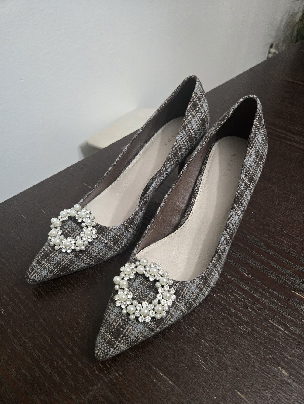 Randa plaid pattern jewel pumps; JP size 24.5, US women's size 7.5